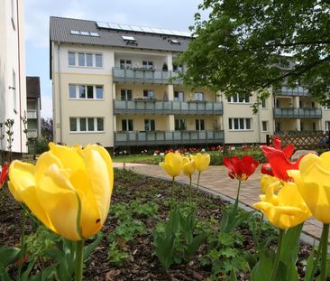 Junges Wohnen im urgemütlichen Dachgeschoß! - Photo 6