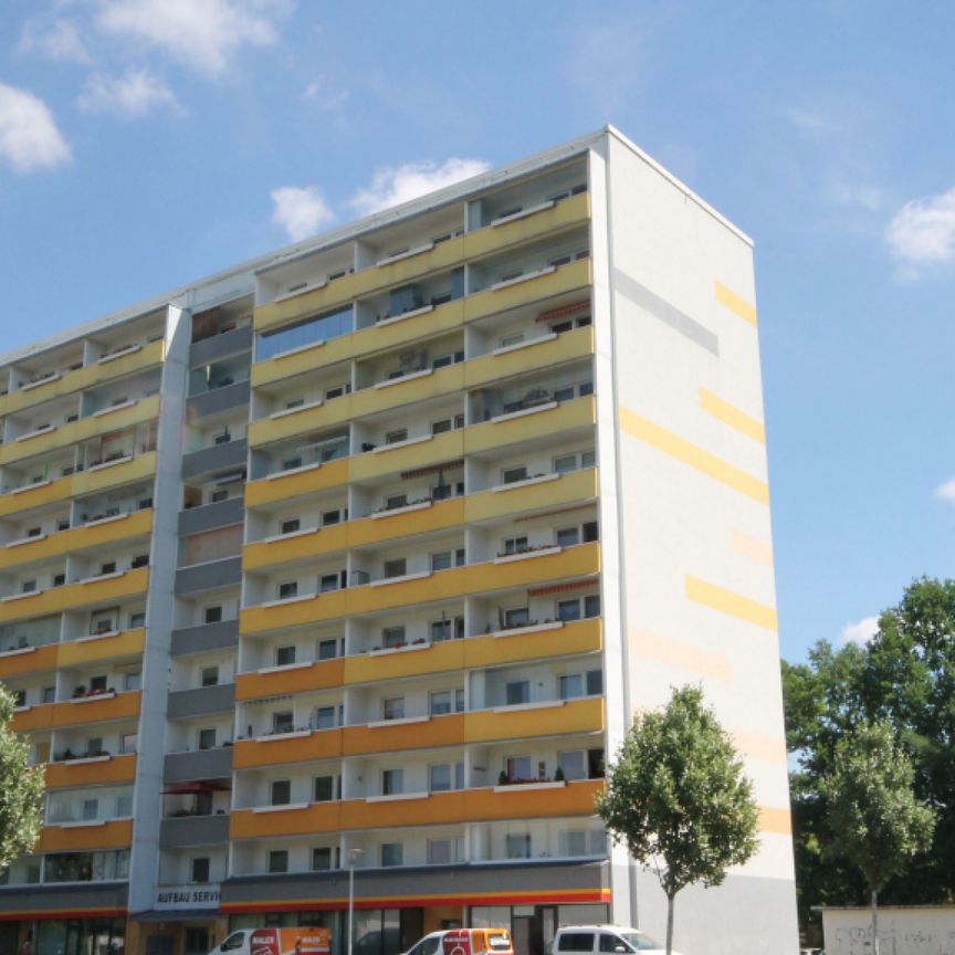 Single-Wohnung mit großem Balkon! - Foto 1