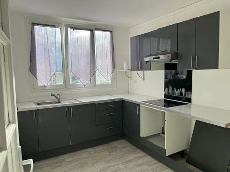 Location Appartement 3 pièces 68 m2 à Chelles - Photo 2