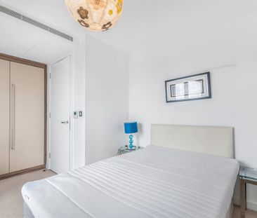 Courtyard Apartments, Avantgarde Place, E1 - Photo 5