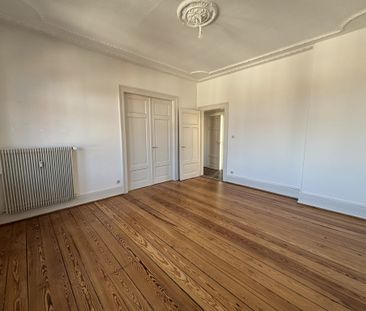 Location Appartement 4 pièces 90m² STRASBOURG 67000 - Photo 2