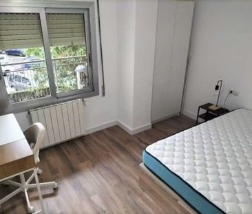 Plaça d'Hondures, Valencia, Valencian Community 46022 - Photo 4