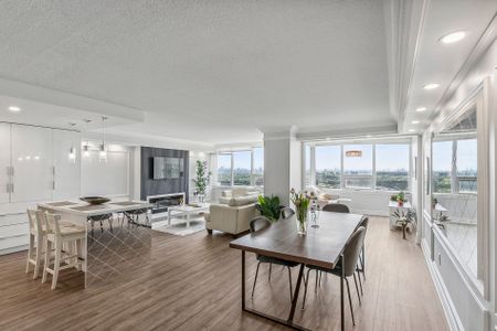 For Lease - 55 Skymark Drive Unit# 2704, Toronto, Ontario - Photo 3