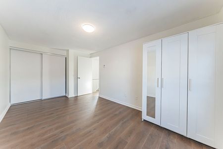 For Lease - 22 Hazelglen Court Unit# Upper level, Brampton, Ontario - Photo 5