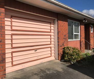 Two bedroom Home in New Lynn - Photo 2