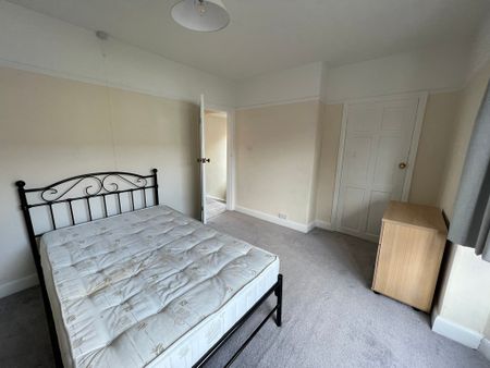 Garfield Terrace, Leeman Road - P10375 - Photo 3