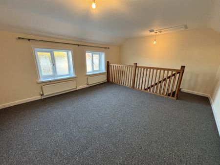 Hargham Road, Attleborough - Photo 3