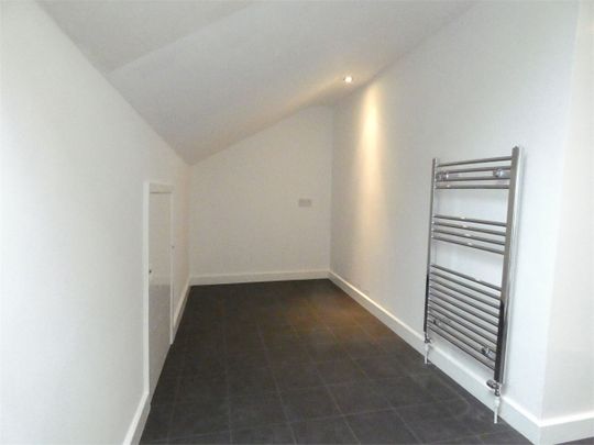 Walshaw Road - Photo 1