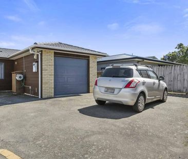 Titahi Bay, 2 Bedrooms - Photo 3