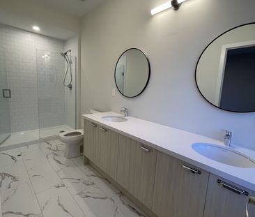 For Lease - 27 Lewis Craigie Lane, Richmond Hill, Ontario - Photo 1