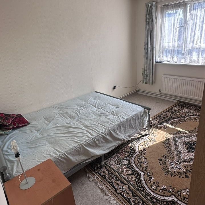 Room in a Shared Flat, Stratford Road, E13 - Photo 2