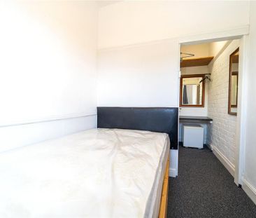 4 bedroom house to rent - Photo 2