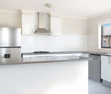 FAMILY HOME WITH CHARM - Photo 4