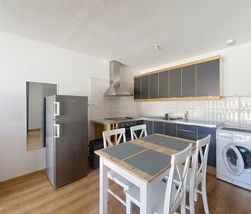 Apartment - Photo 2