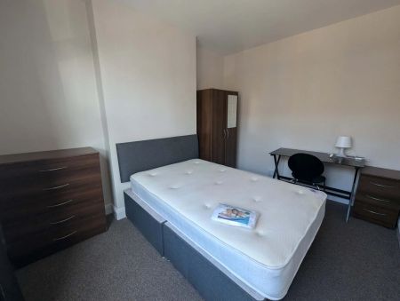 Hartopp Road (4 bed) - Photo 4