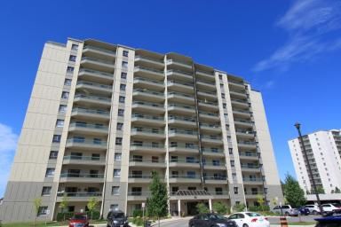 Capulet Towers II - Photo 3
