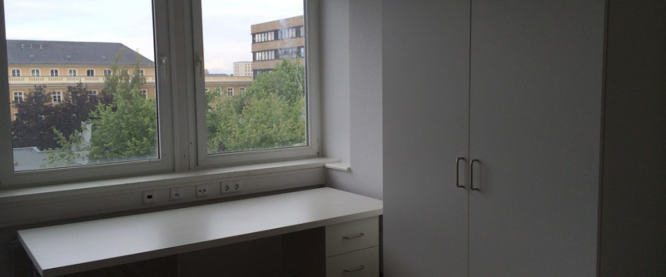 Hier findet ihr unser Angebot an verfügbaren Studierendenapartments im Studierendenwohnheim Franklin20, unweit Campus der TU Dresden - Photo 1