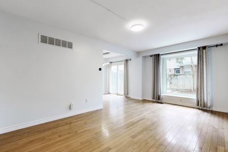 For Lease - 801 Edgehill Road, Mississauga, Ontario - Photo 5
