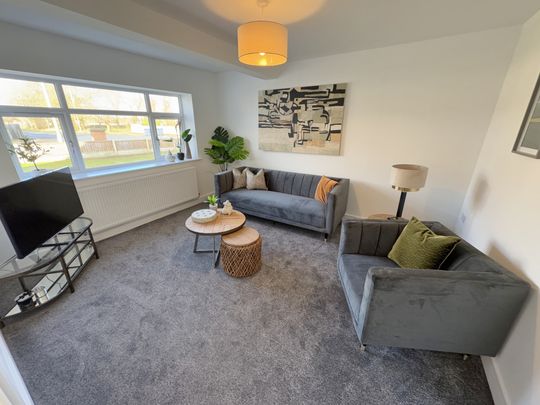 Kirkham Road, Freckleton - Photo 1