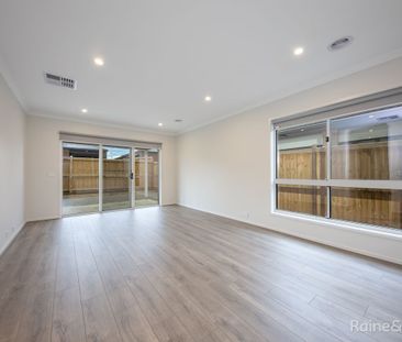 Brand New Modern House - Will Go Quickly! - Photo 2