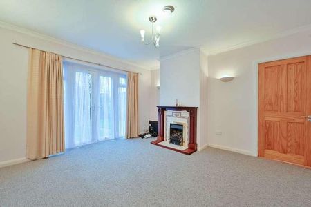 Bowring Green, Wd, Bushey, WD19 - Photo 5