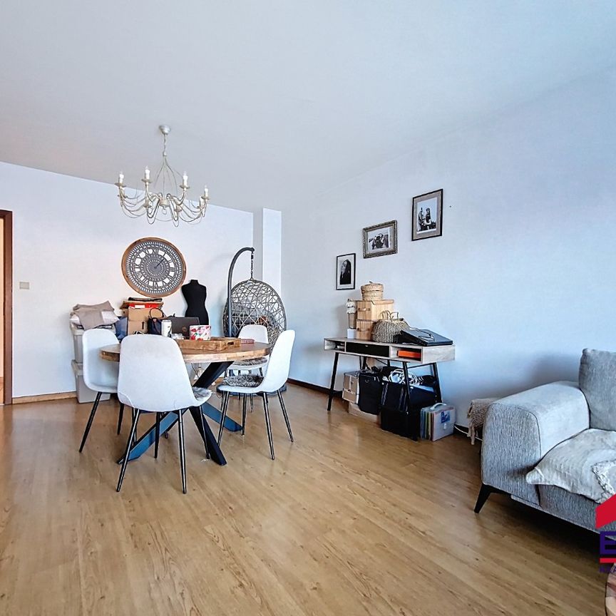 À LOUER – Appartement 2 chambres avec garage fermé et balcon - Photo 1