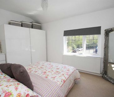 2 bedroom terraced house to rent - Photo 6