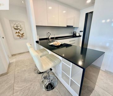 2 room luxury Flat for rent in Benidorm, Spain - Photo 4
