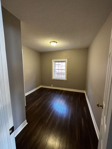 For Lease - 86 Bond Crescent, Richmond Hill, Ontario - Photo 4