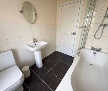 CAPSTONE ROAD, CHARMINSTER (P10120) - Photo 6