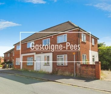 Worsley Road, Frimley, GU16 - Photo 2