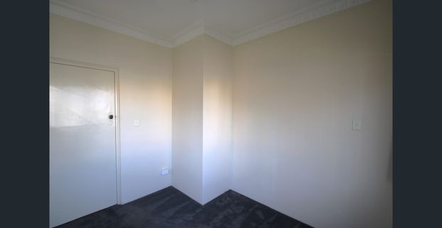 Walk Everywhere - Photo 1