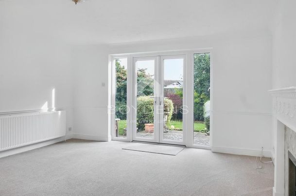 2 bedroom bungalow to rent - Photo 1