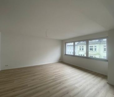 Hochwertig sanierte 3,0-Zimmer- Wohnung mit Balkon in Hagen zu verm... - Photo 4