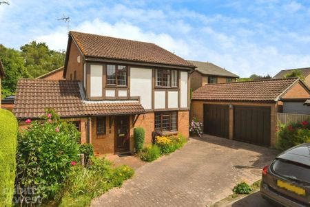 1 bedroom in a house share to rent - Photo 5