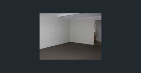 Hidden in the heart of Harlaxton - Photo 3