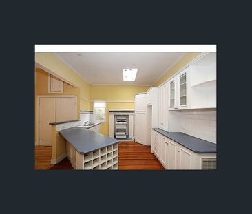 Charming Home With Lots Of Appeal - Photo 5