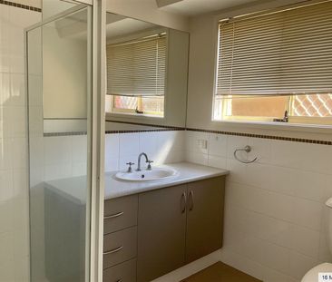 Stunning family home - Photo 5