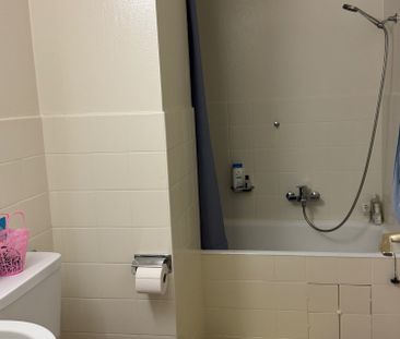 1.5 Zimmer - Photo 3