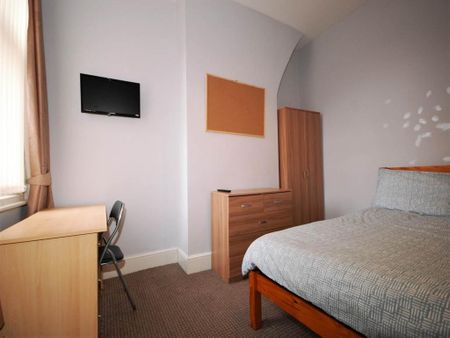 3 bedroom house share to rent - Photo 2