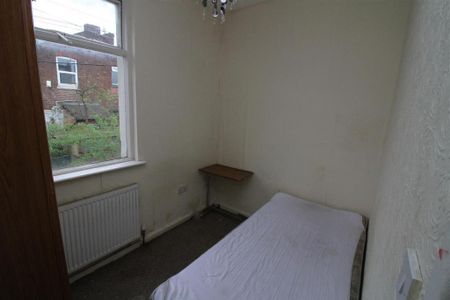 4 bedroom house to rent - Photo 3