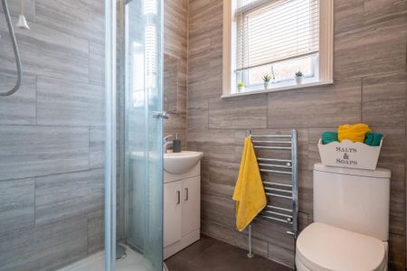 1 bedroom detached house to rent - Photo 5