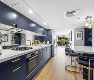 LAVISH TWO LEVEL ICONIC GAZEBO HOME - Photo 5