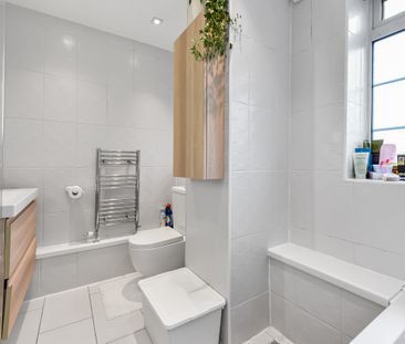 Room in a Shared House, Beaconsfield Close, SE3 - Photo 4