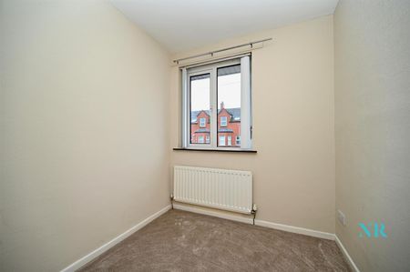 28 Victoria Road, Sydenham, BT4 1QU - Photo 5