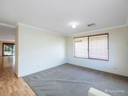 27 Bramshott Approach, Butler WA 6036 - Photo 5