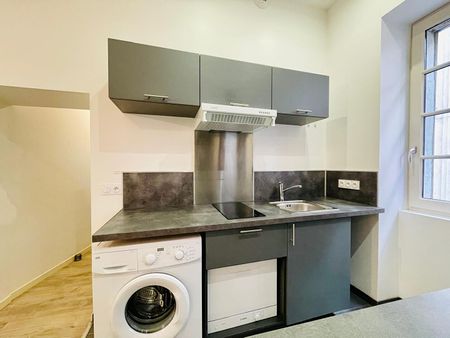Location Appartement 1 pièce 30m² - Photo 3