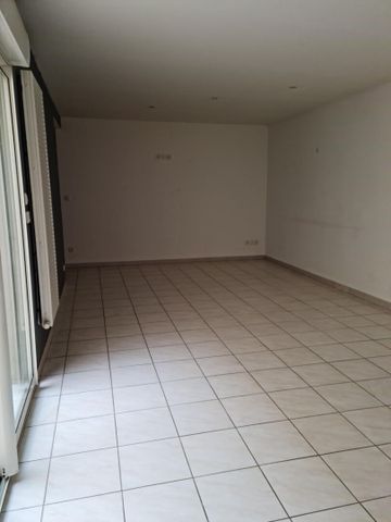 Location appartement 4 pièces, 90.00m², Soissons - Photo 2