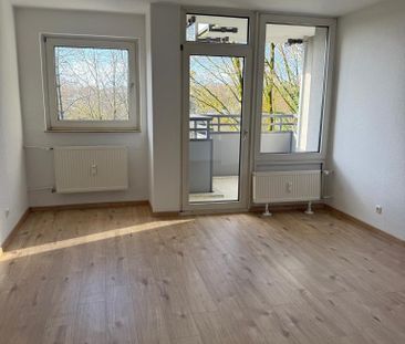 3-Zimmer-Wohnung in Wuppertal Oberbarmen-Wichlinghausen - Foto 1