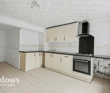 3 bedroom end of terrace house to rent - Photo 1